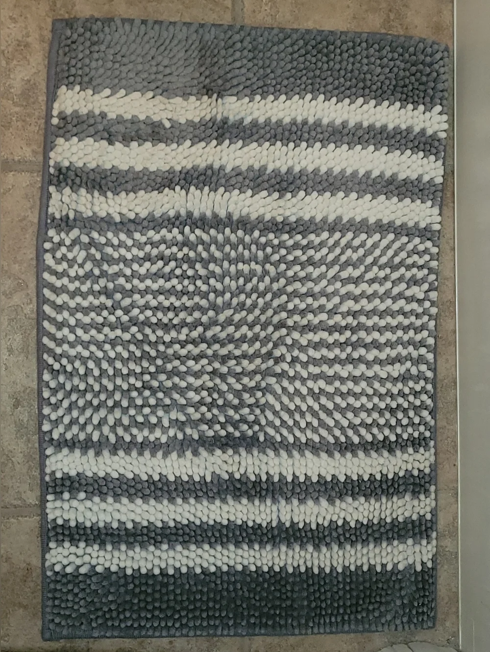 Chenille Bath Mat in Gray and White Stripes